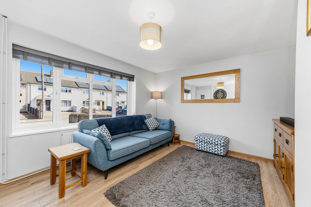 Property photo 3 of 15 Sitting Room