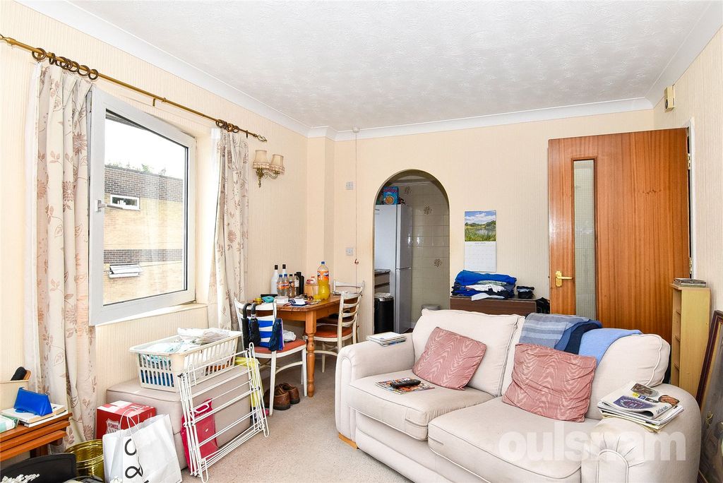 Property photo 3 of 10 Picture No. 13