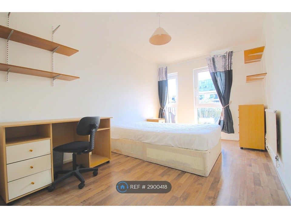 Property photo 2 of 8