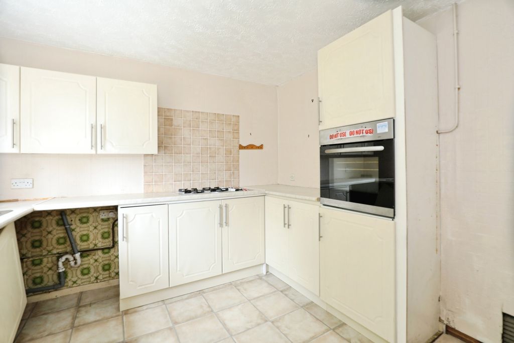 Property photo 2 of 20 Pbox-Img.Jpg