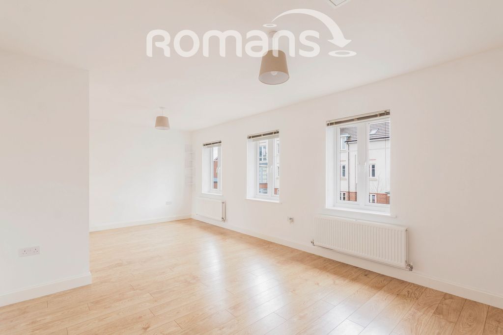 Property photo 2 of 11 d1Fabbe0-1ce4-448E-8