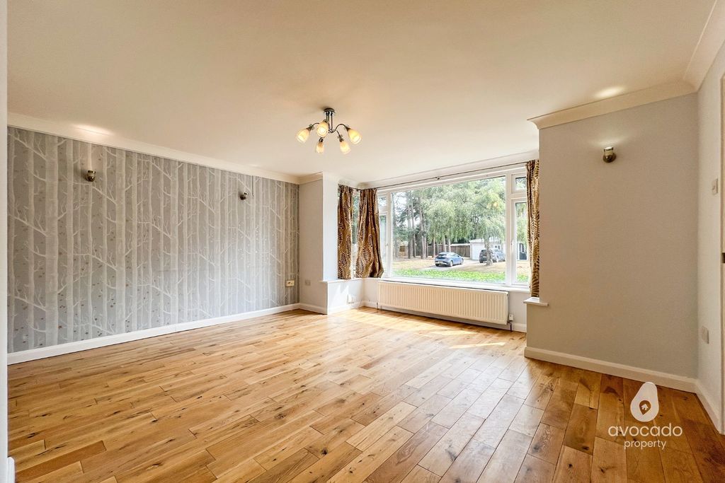Property photo 3 of 15 4331226