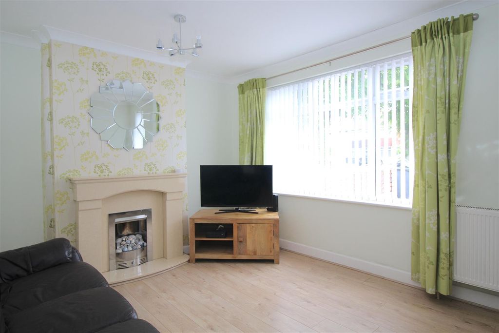 Property photo 2 of 12 Img_8134.Jpg