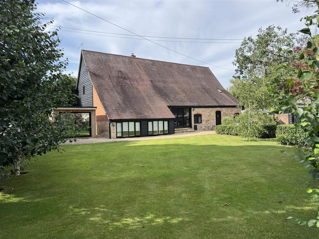 Property photo 2 of 47