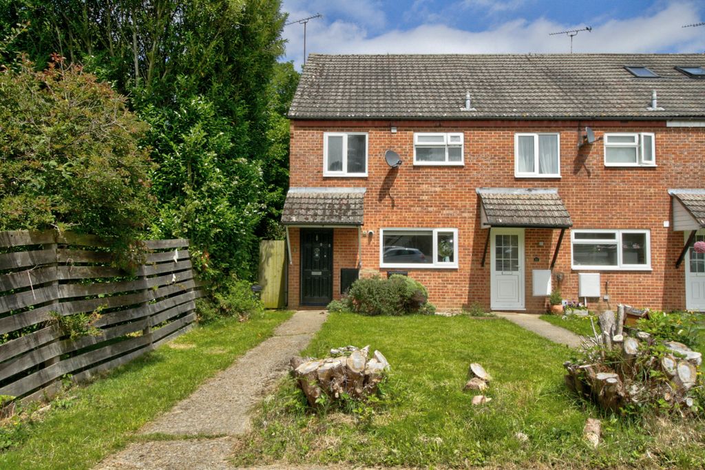 Property photo 1 of 15 9She1