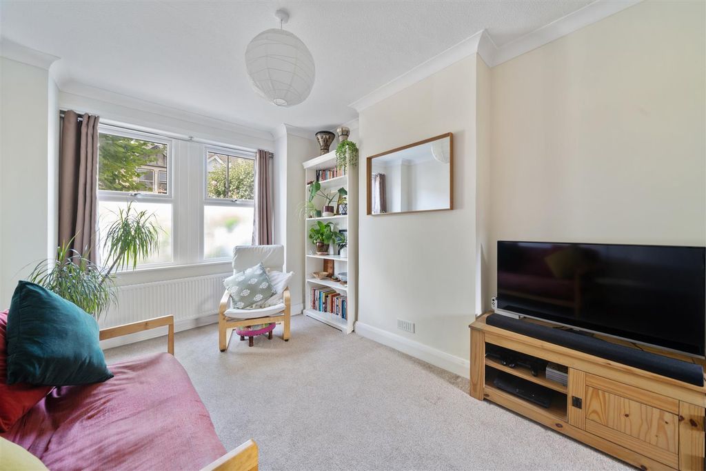 Property photo 2 of 11 Reception Room