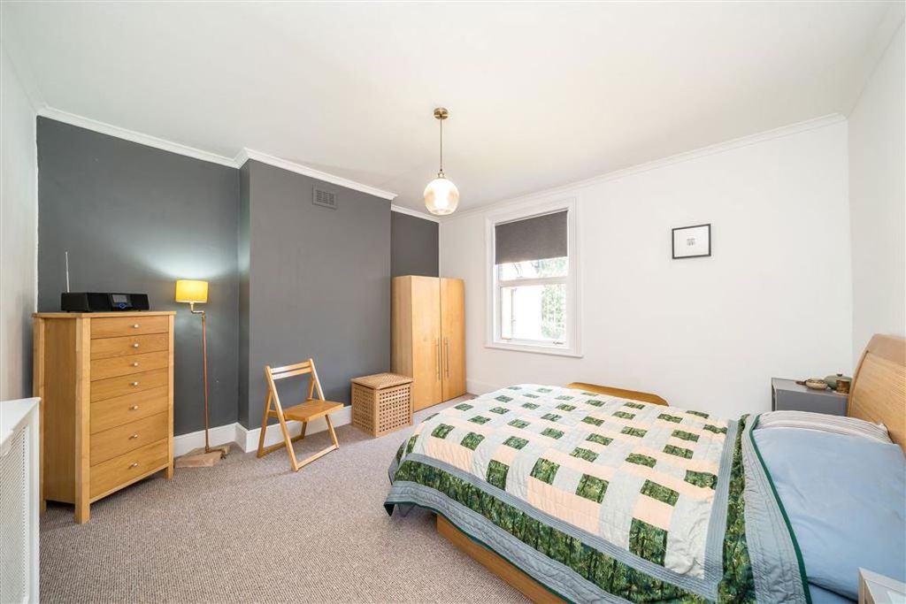 Property photo 3 of 4