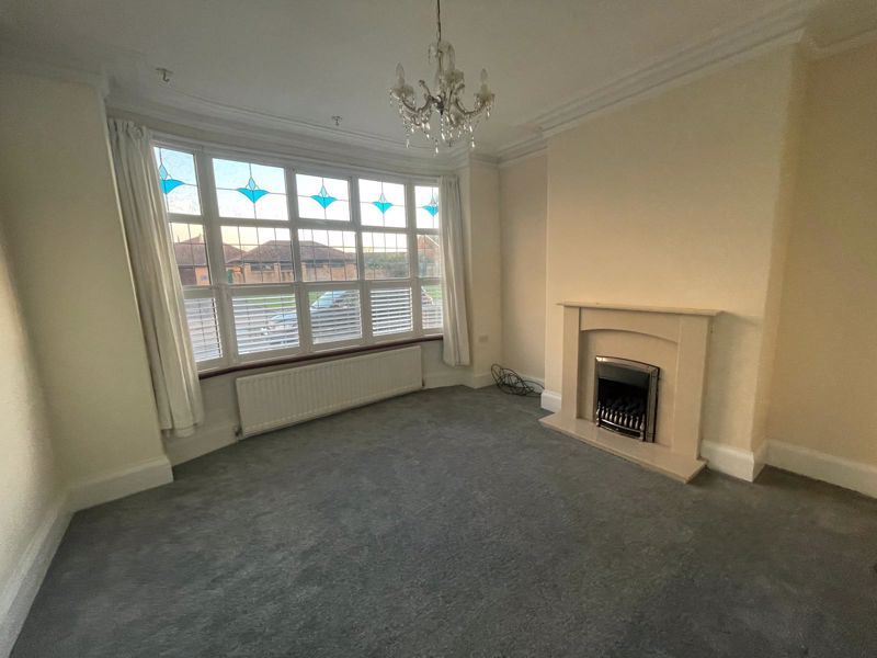 Property photo 3 of 8 Photo 4