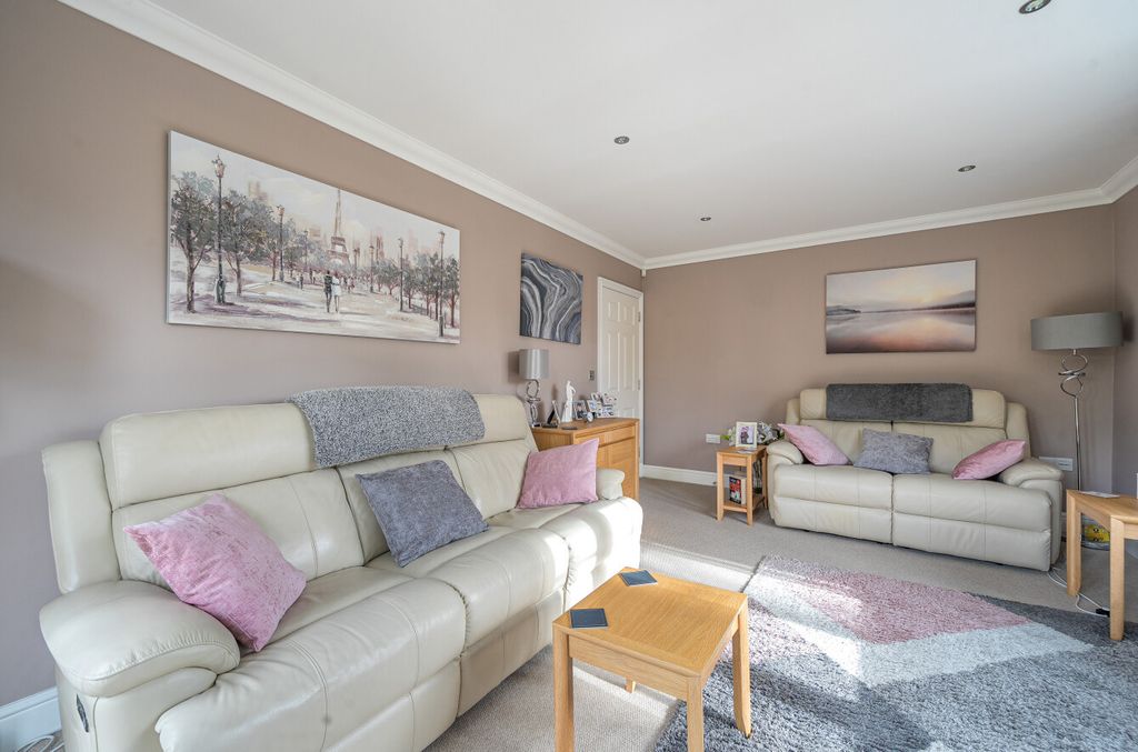 Property photo 3 of 15 1435562-7-69c3Aaf...