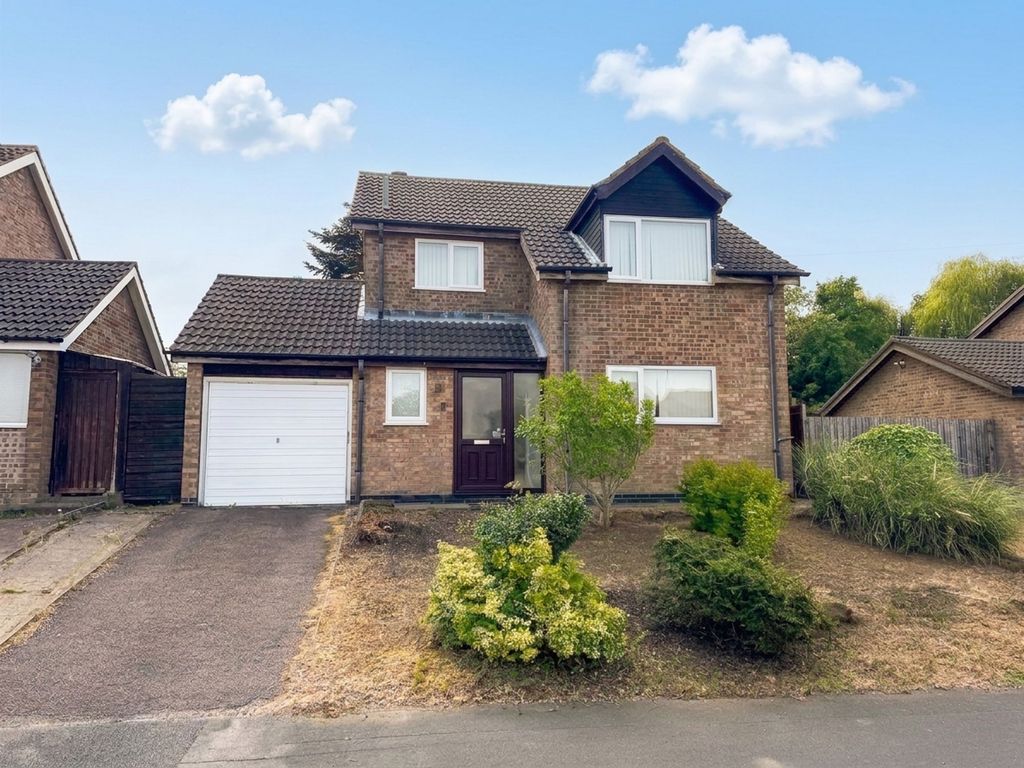 3 bed detached house for saleChatsworth Avenue, Grantham NG31