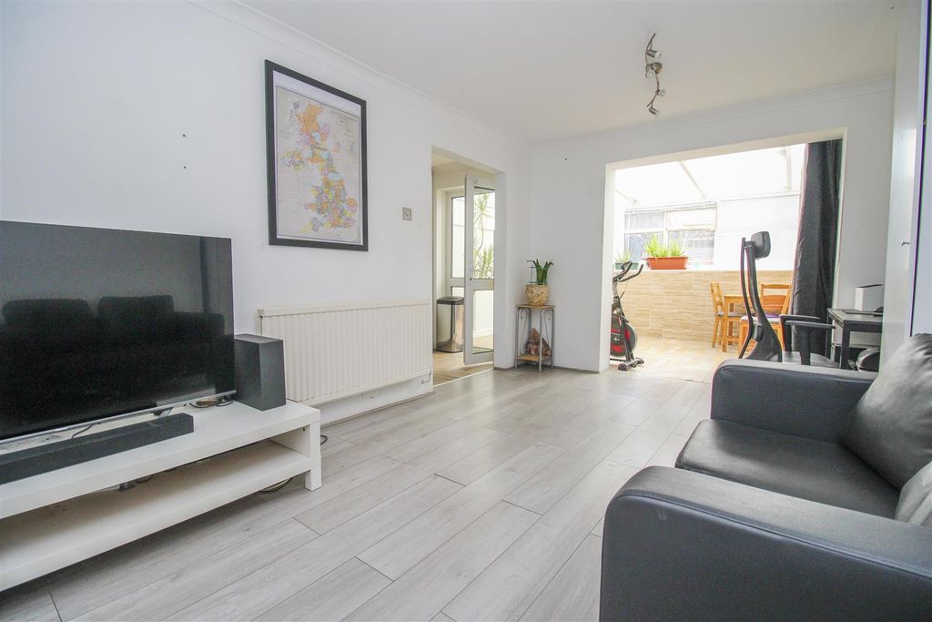 Property photo 2 of 15 Img_9437.Jpg