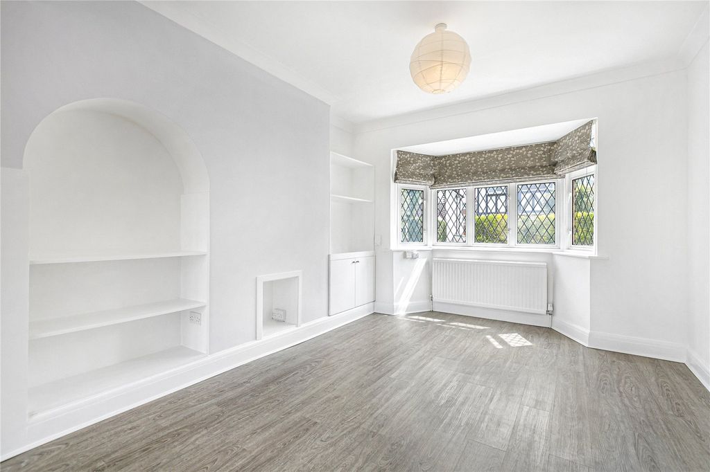 Property photo 2 of 18 Reception Room