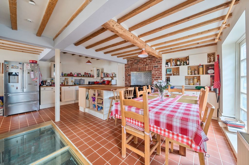 Property photo 1 of 35 1403316-25-6978A9Af46c10-Arw-1