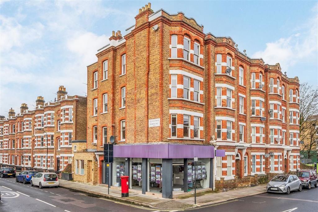 Property photo 1 of 7