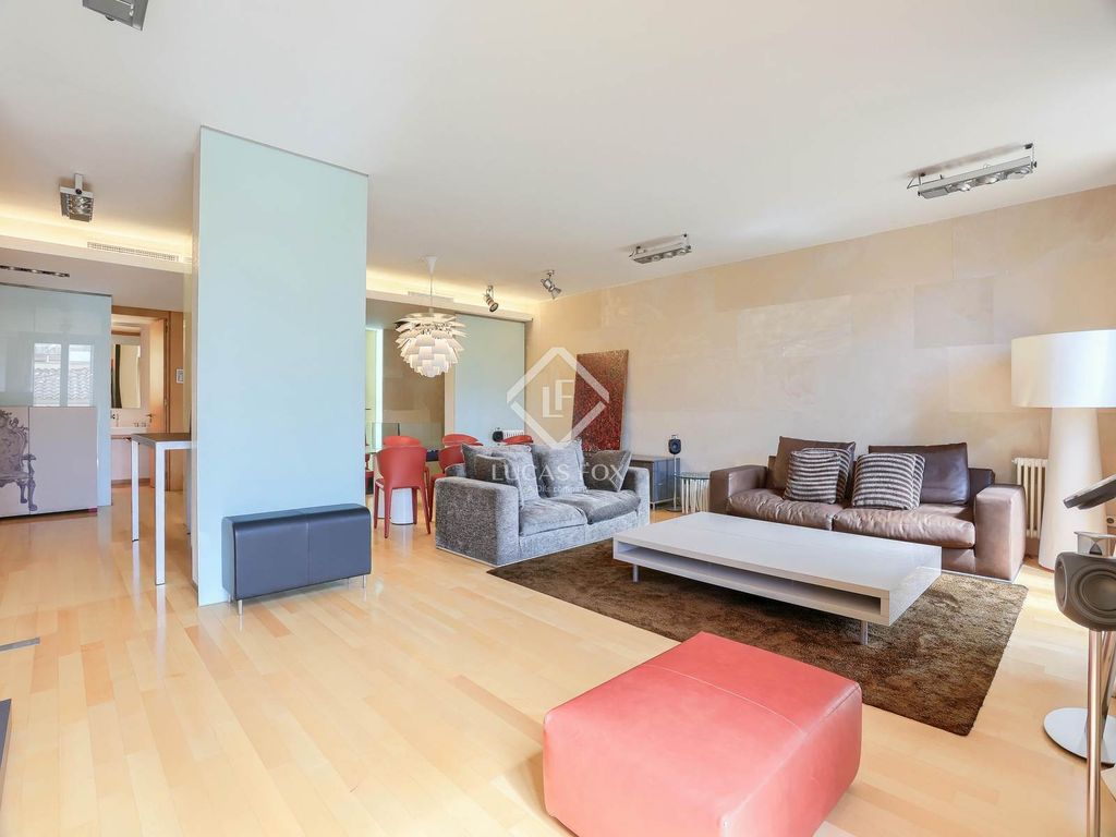 Property photo 2 of 30