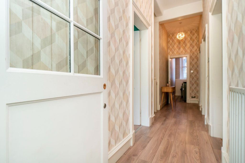 Property photo 3 of 14 5004893