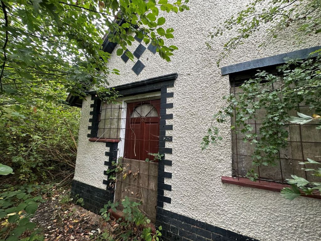 Property photo 1 of 2