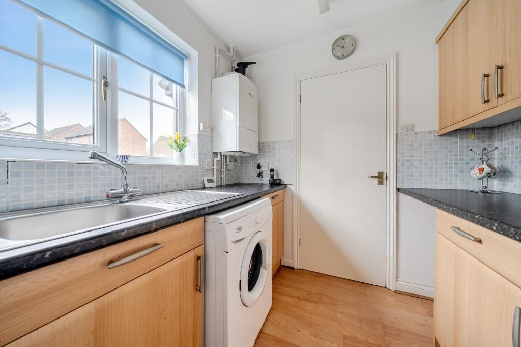 Property photo 3 of 20 Kitchen