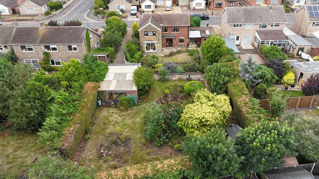 Property photo 2 of 24