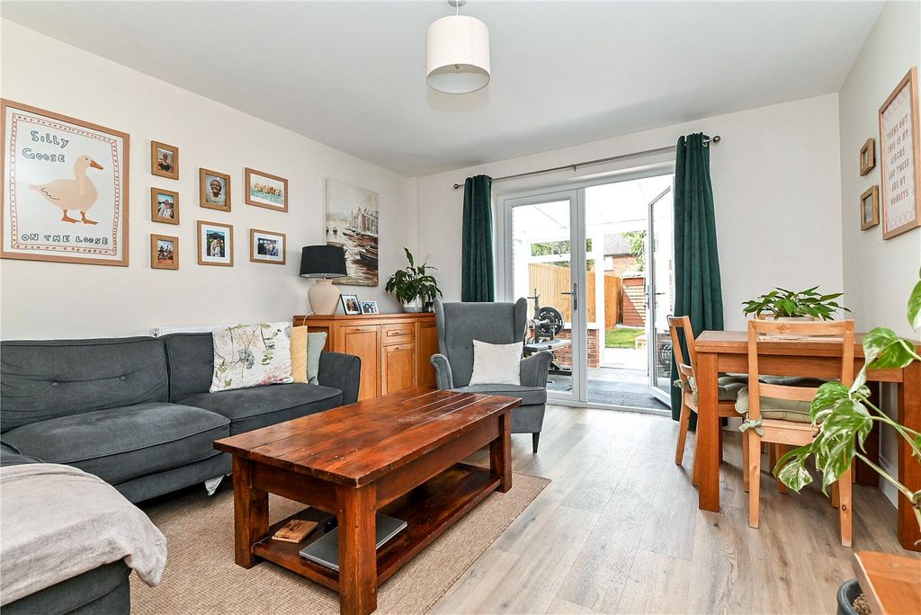 Property photo 2 of 18 Picture No. 04