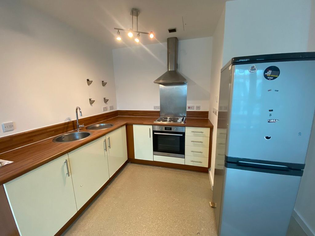 Property photo 3 of 8 Img_31719_2_Original.Jpg