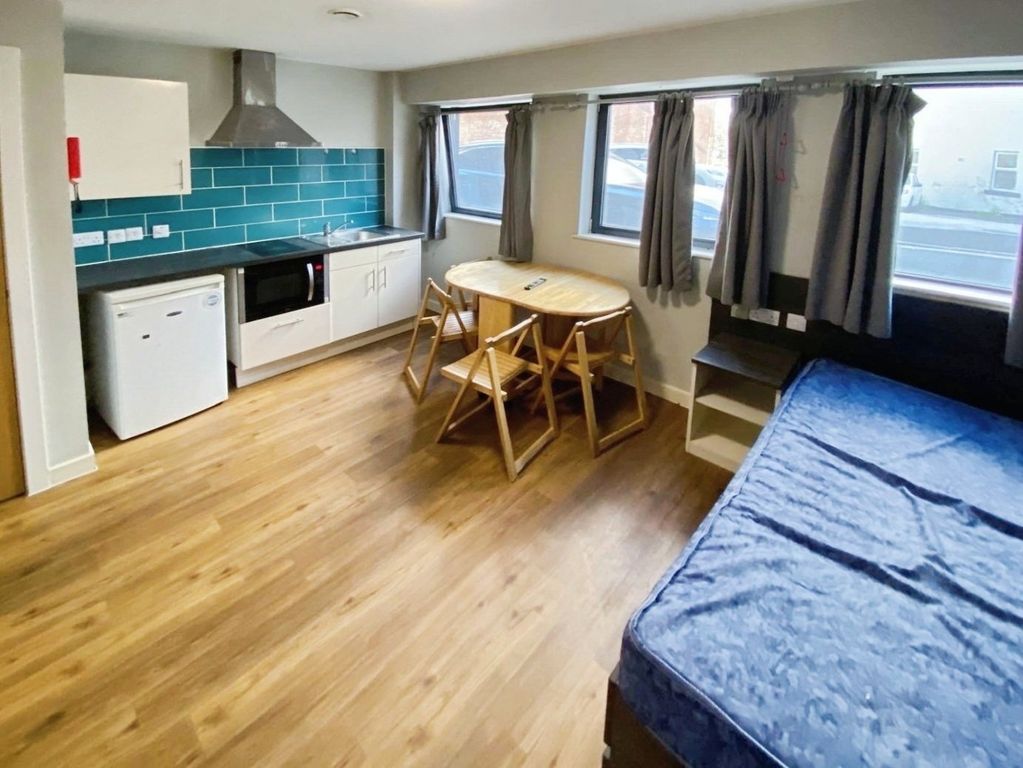 Property photo 3 of 9 Picture No. 02