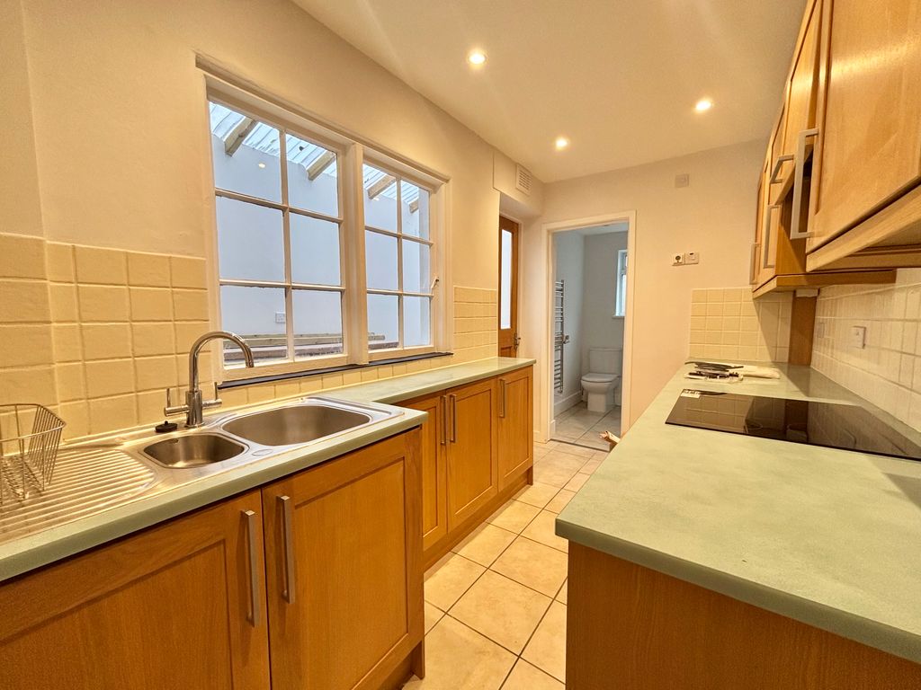 Property photo 2 of 10 Img_3753