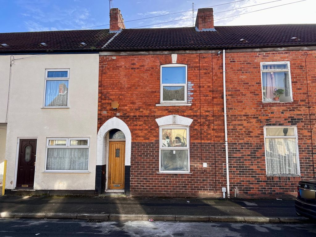 Property photo 1 of 8 Photo 0