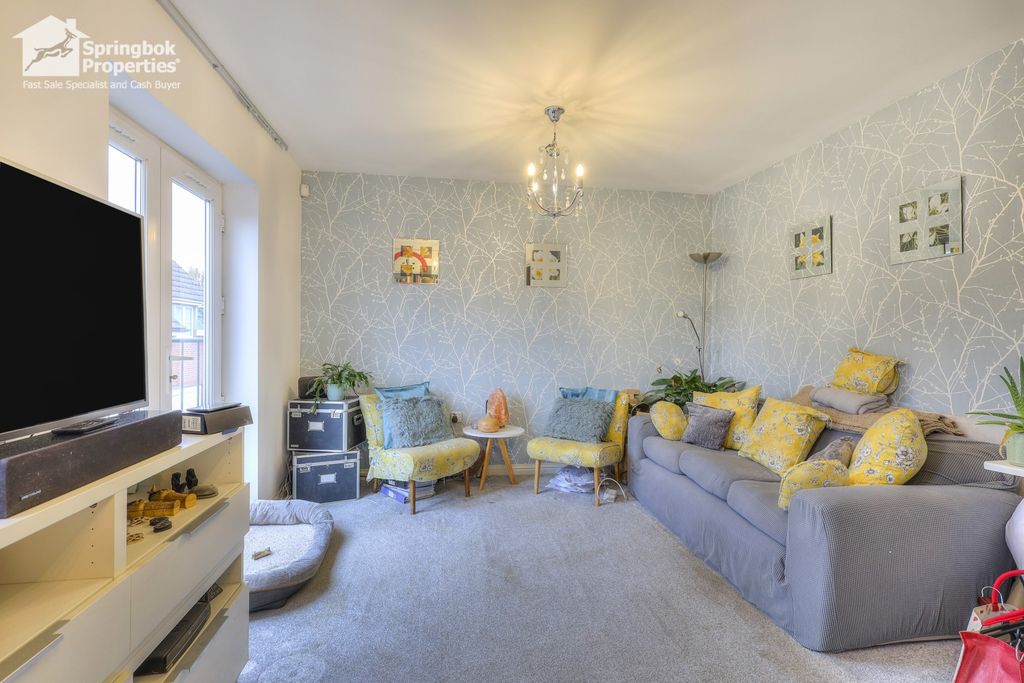 Property photo 3 of 19 Image 2