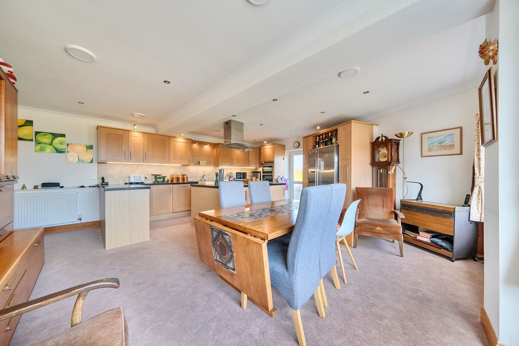 Property photo 2 of 21 1486838 (7)