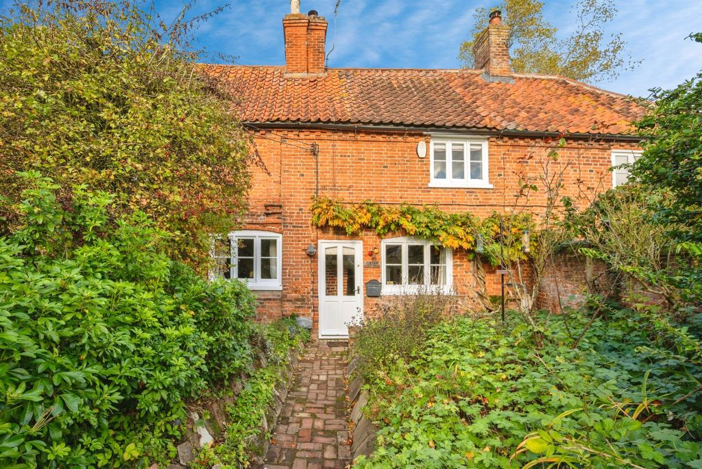 Property photo 2 of 17