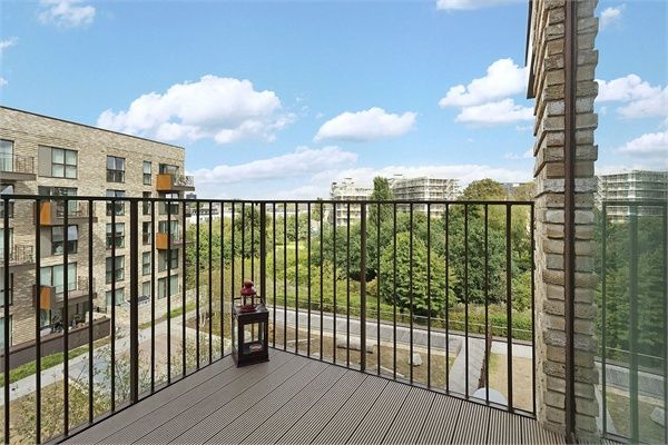 Property photo 2 of 8