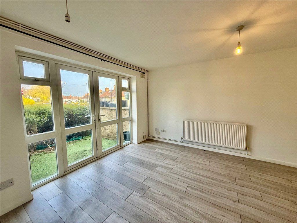 Property photo 3 of 16 Picture No. 13