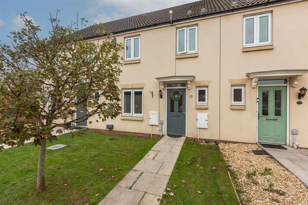 Property photo 1 of 39