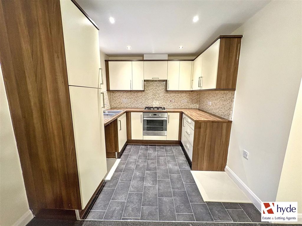 Property photo 3 of 13 Img_4074.Jpg