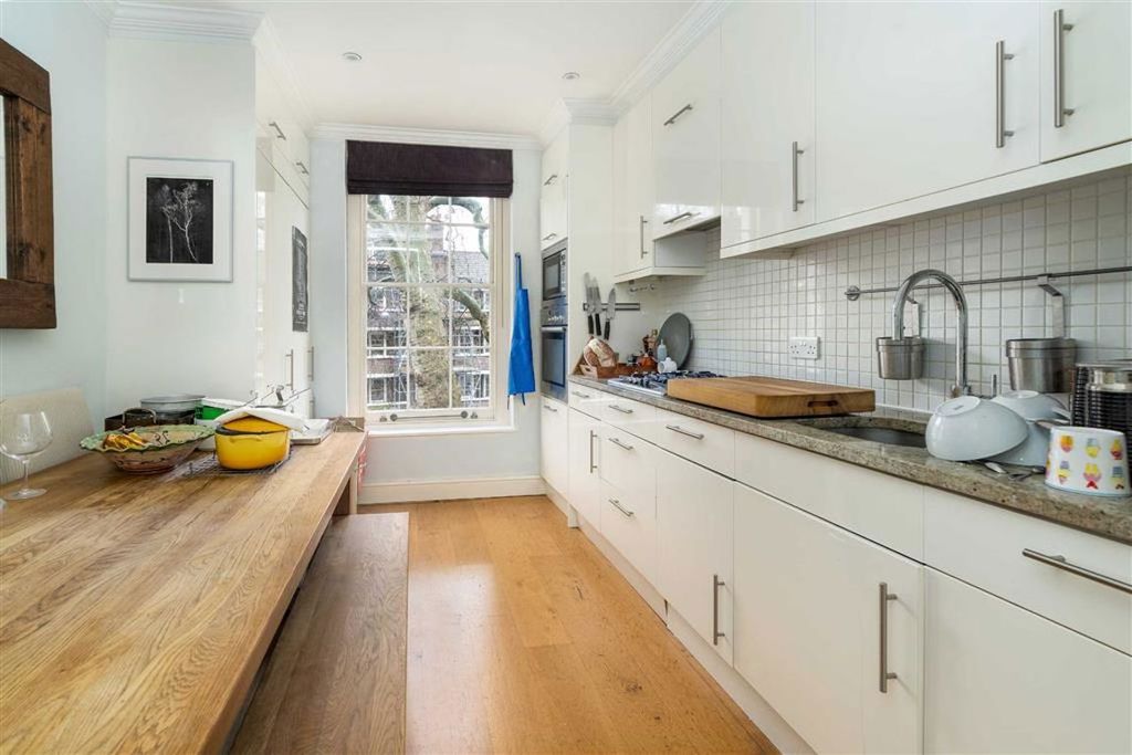 Property photo 2 of 7