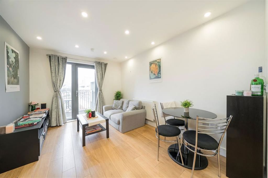 Property photo 3 of 7