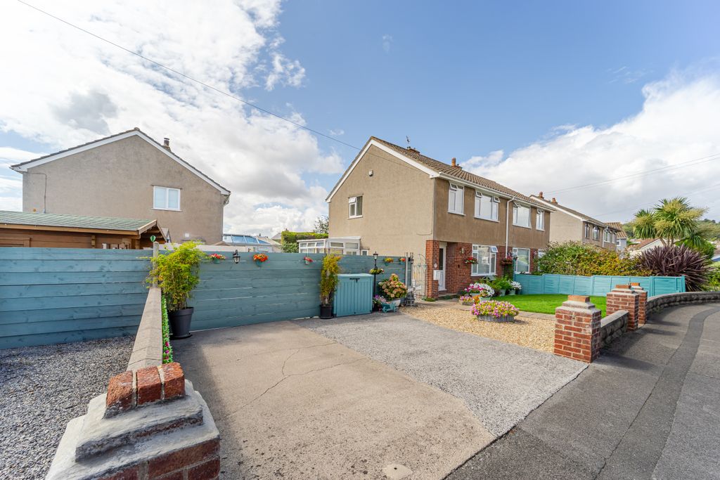 Property photo 1 of 26 3 Bedroom Semi Detached For Sale