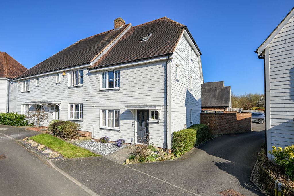 Property photo 1 of 31