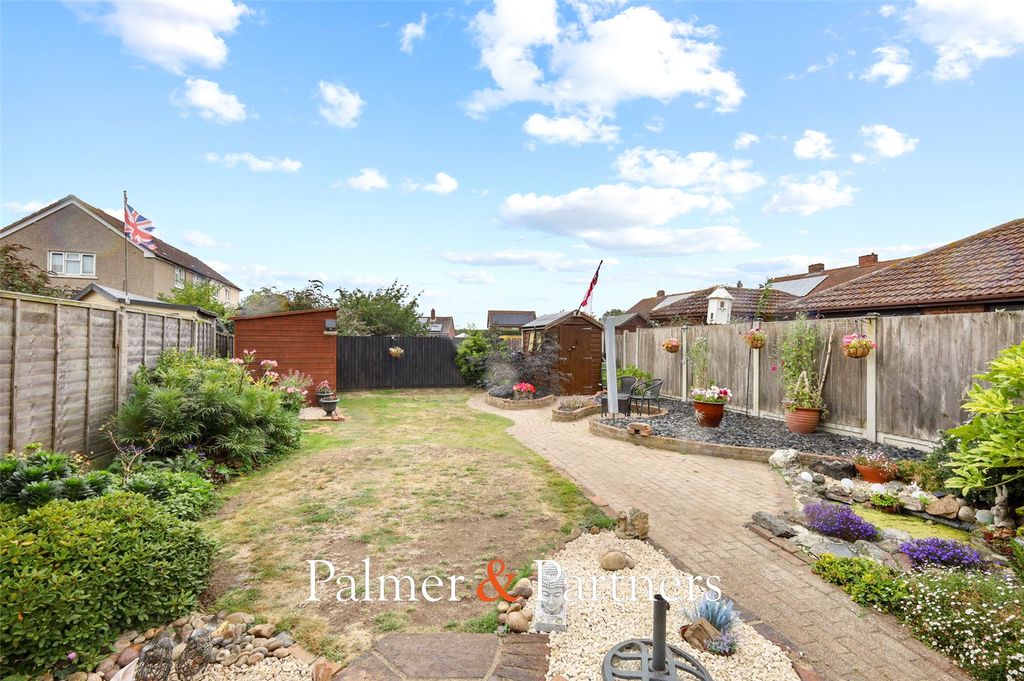 Property photo 3 of 17 Picture No. 15
