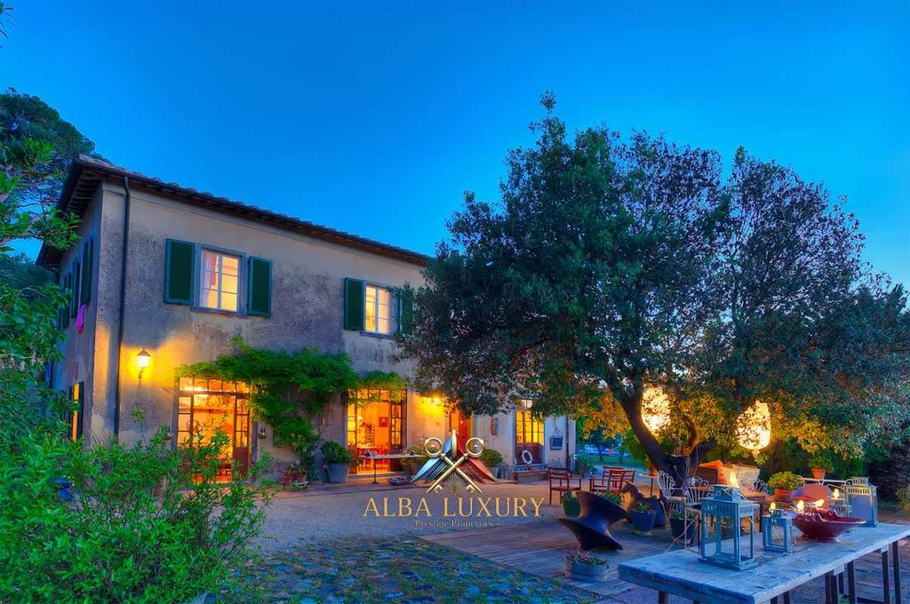 Property photo 2 of 18