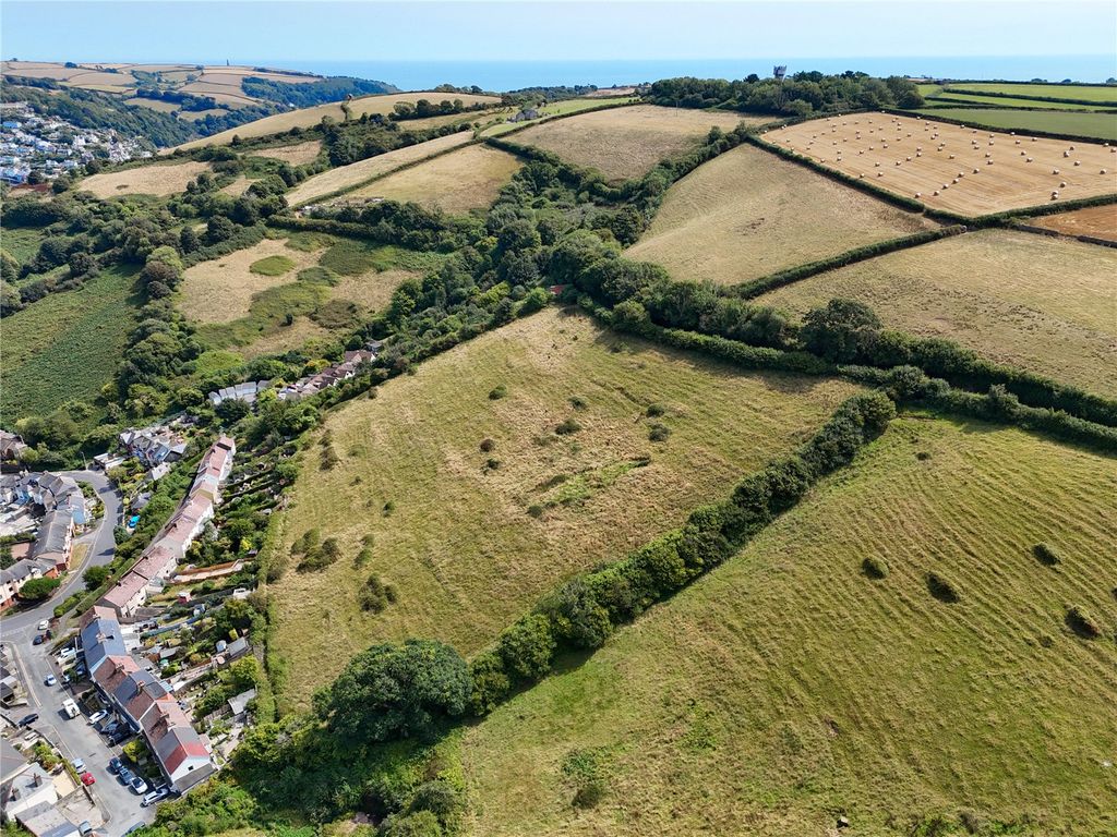 Property photo 3 of 5 Picture No. 04