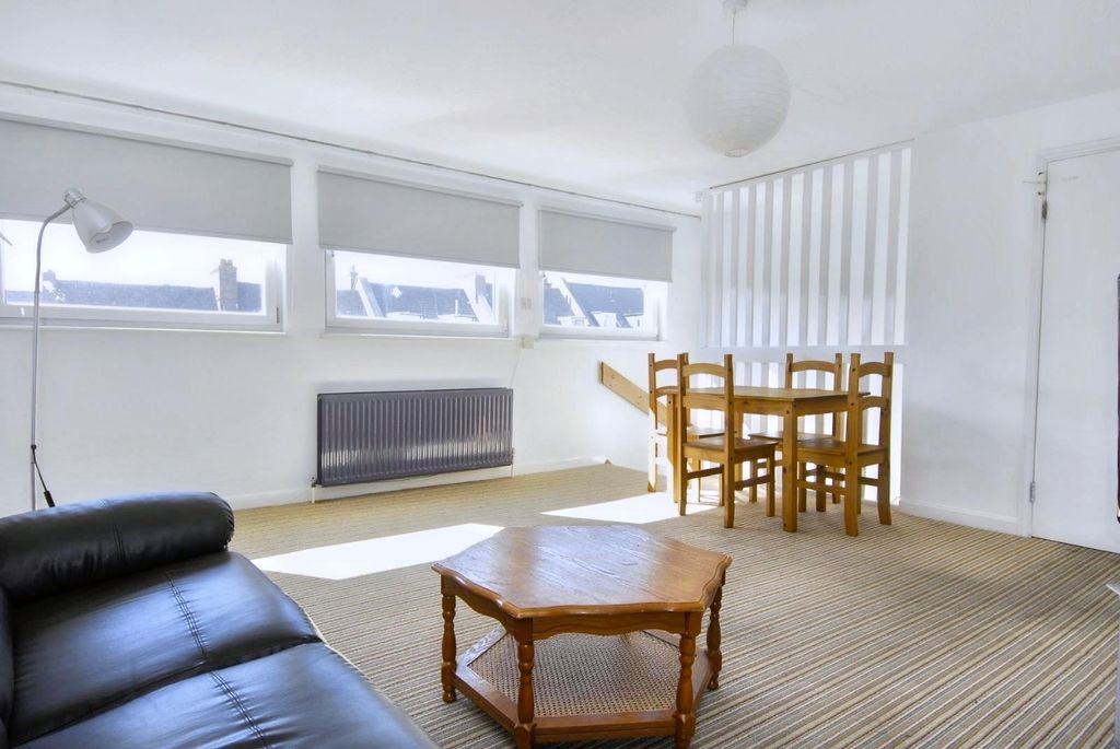 Property photo 1 of 6 11 Adds Living.Jpeg