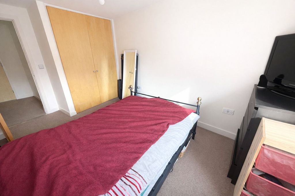 Property photo 3 of 7