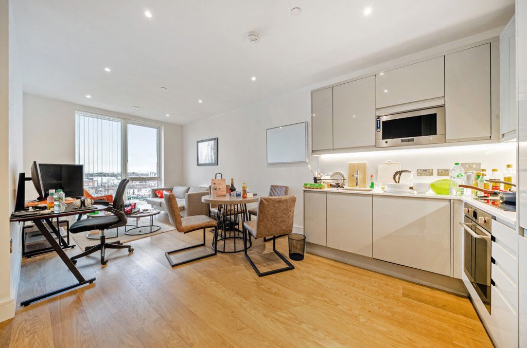 Property photo 2 of 10 1403735-4-6978c52...