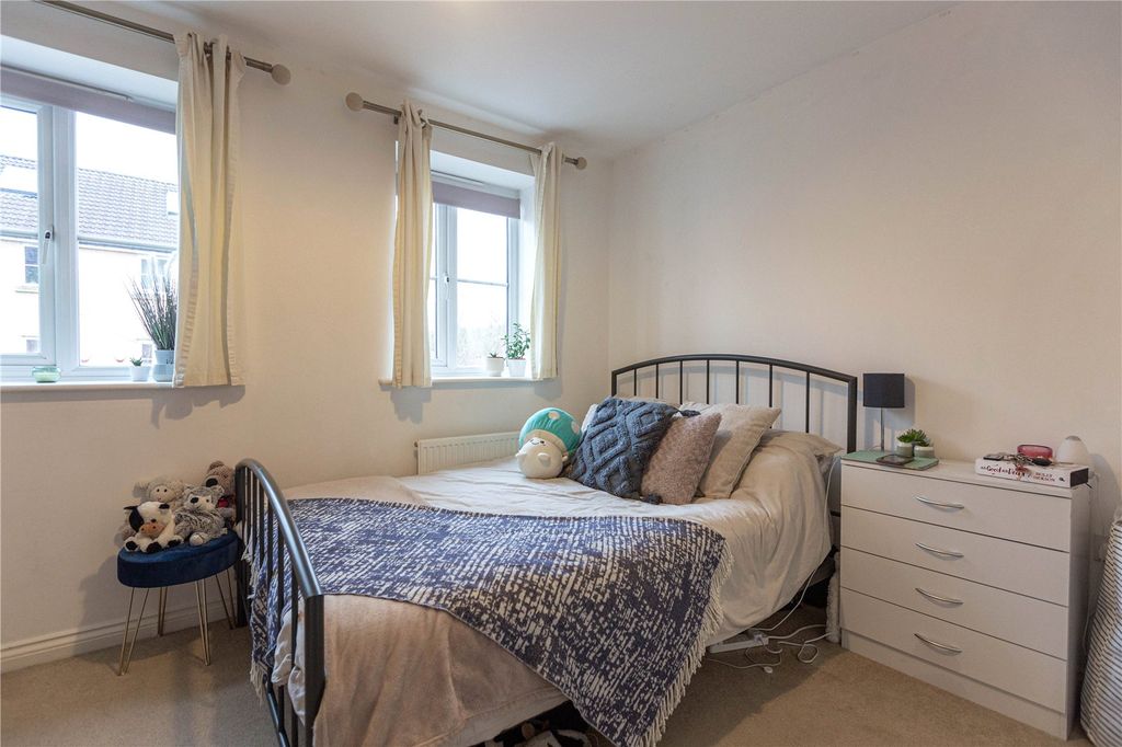 Property photo 3 of 19 Picture No. 40