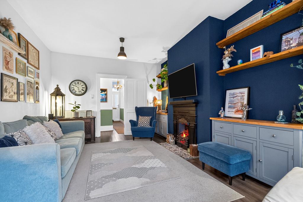 Property photo 3 of 19 Reception Room