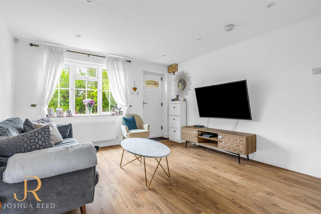 Property photo 2 of 15 Internal-5.Jpg