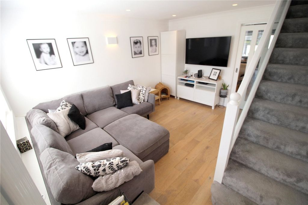 Property photo 3 of 16 Picture No. 06
