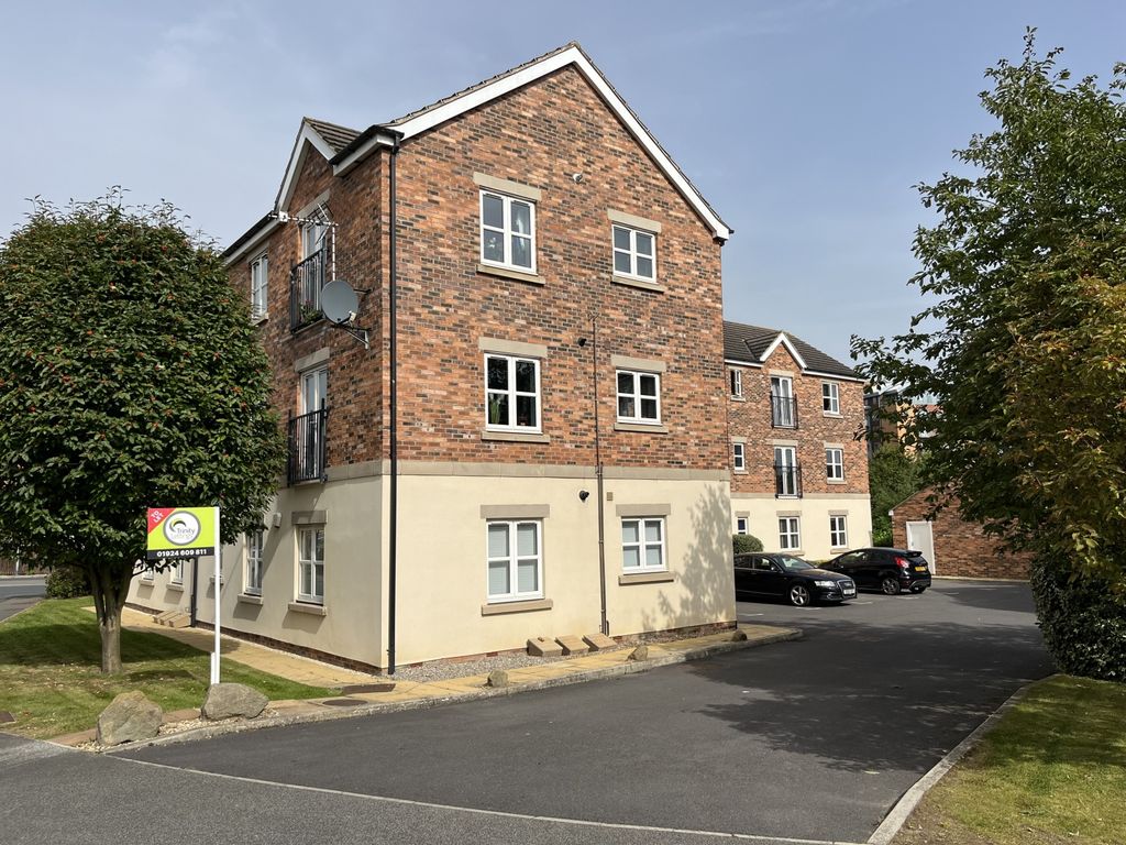 Property photo 1 of 8 2 Bed Apartment To Rent Temple Court, Wakefield Wf1